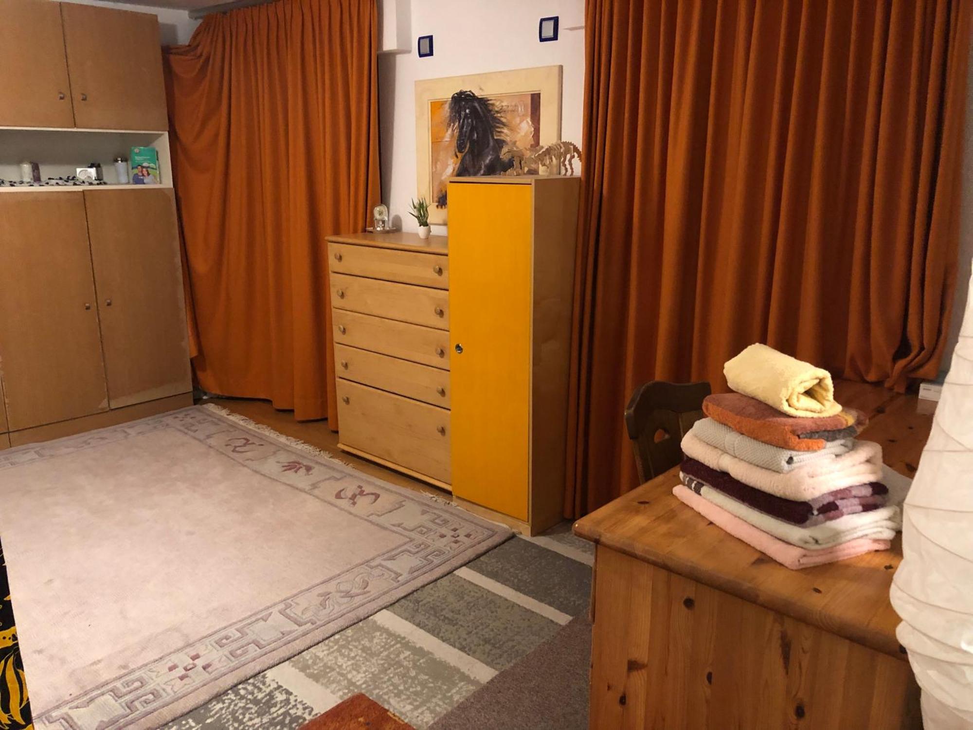 Aussichtszimmer Mit Modernem Glasbad Und Balkon Кобленц Екстериор снимка